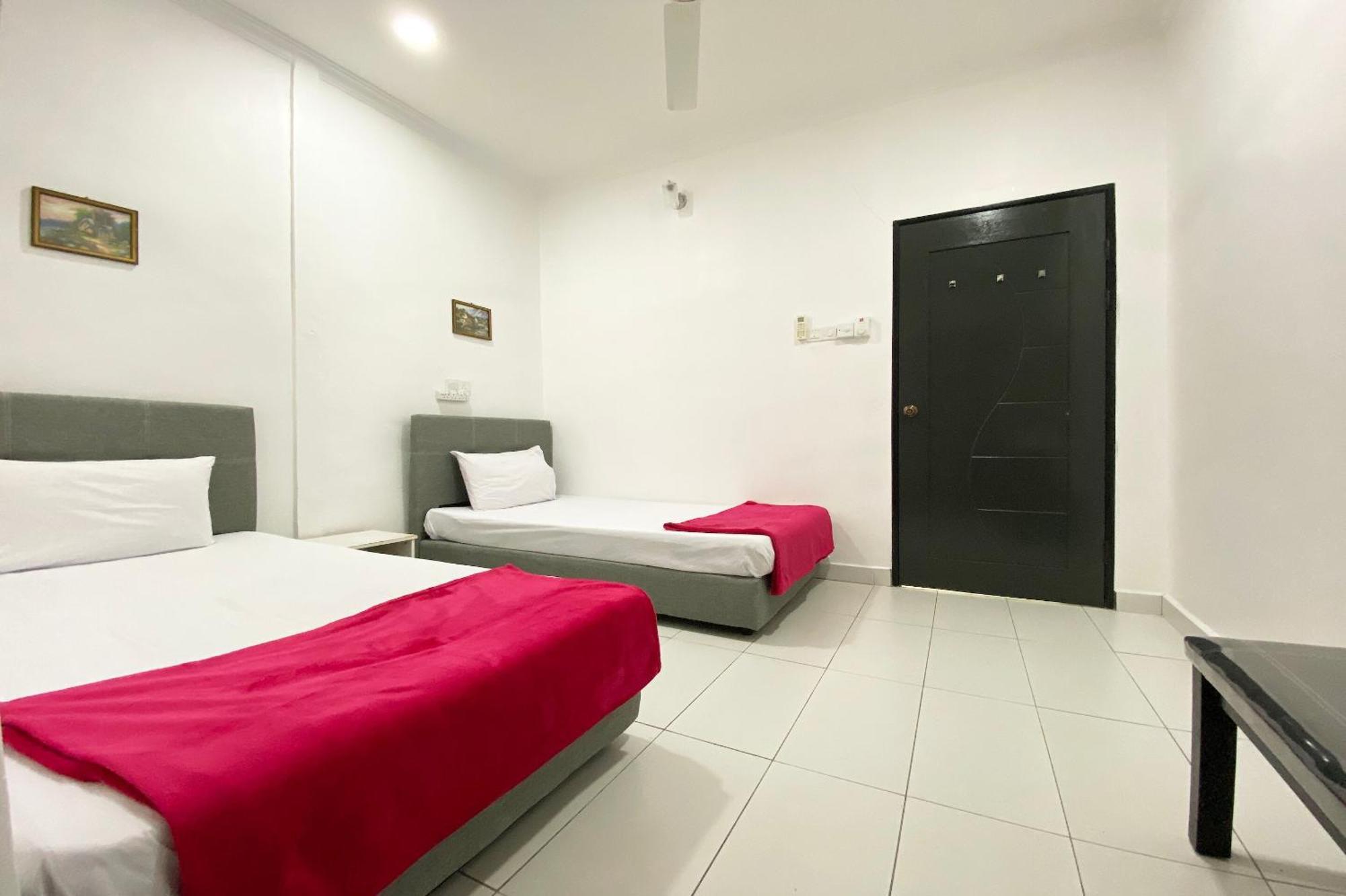 Oyo Home 90230 Dh Residence Kota Belud Exterior foto